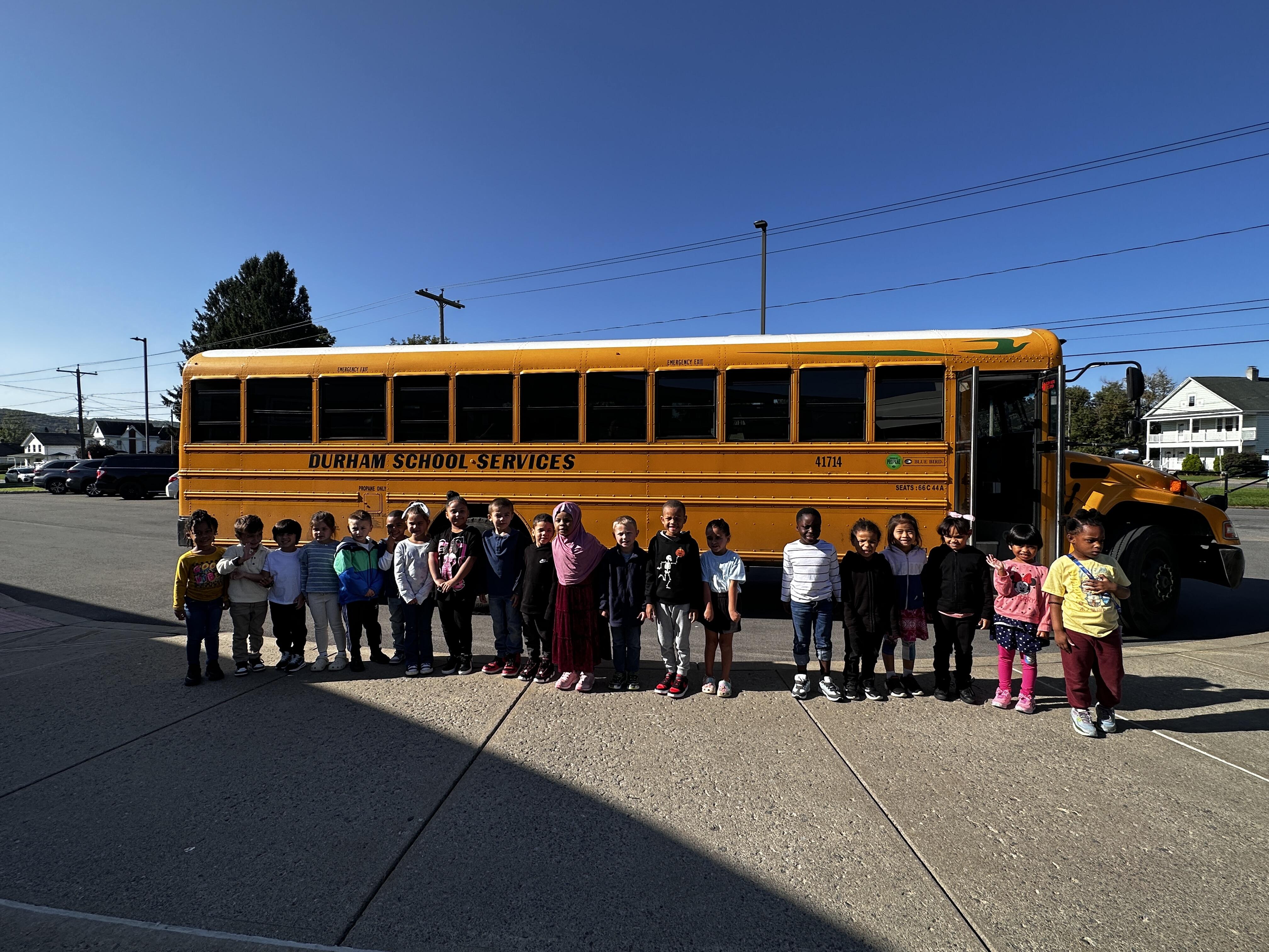 Учні під час автобусних тренувань в школі Олбані!